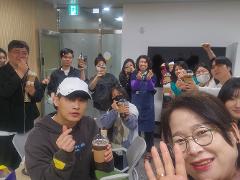 북구청봉사 후 카페사장님주신 감사의 커피.jpg